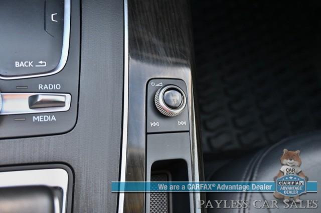 Photo of 2020 Daytona Gray Pearl Effect Audi Q5 e