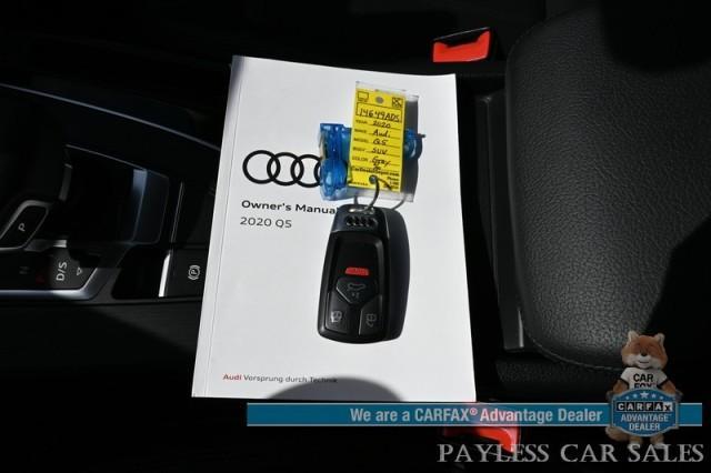 Photo of 2020 Daytona Gray Pearl Effect Audi Q5 e