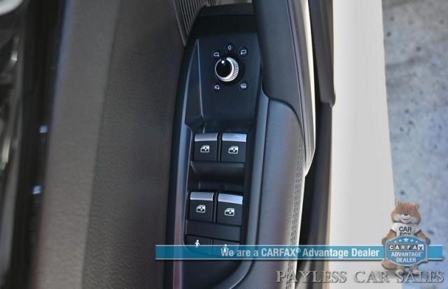 Photo of 2020 Daytona Gray Pearl Effect Audi Q5 e