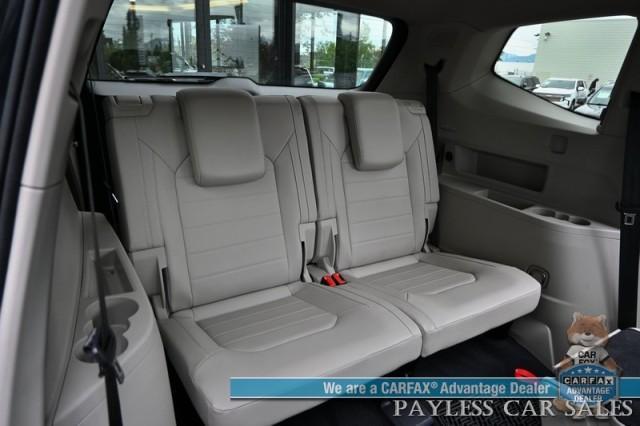 Photo of 2021 Deep Black Pearl Effect Volkswagen Atlas
