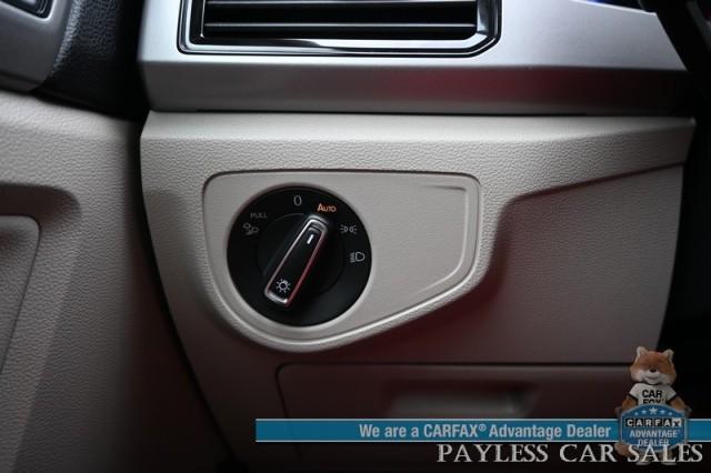 Photo of 2021 Deep Black Pearl Effect Volkswagen Atlas