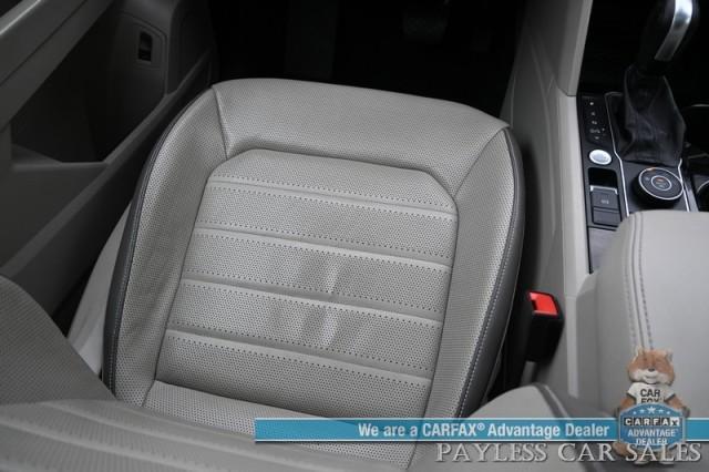 Photo of 2021 Deep Black Pearl Effect Volkswagen Atlas