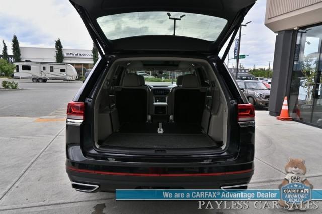 Photo of 2021 Deep Black Pearl Effect Volkswagen Atlas