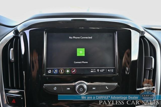 Photo of 2021 Silver Ice Metallic Chevrolet Traverse