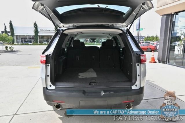 Photo of 2021 Silver Ice Metallic Chevrolet Traverse