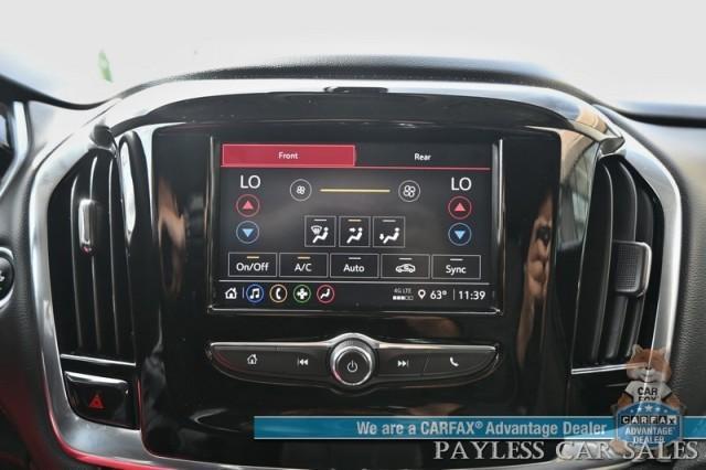 Photo of 2021 Silver Ice Metallic Chevrolet Traverse