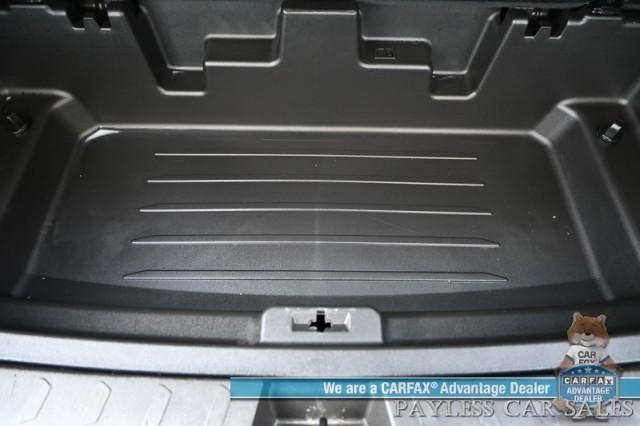 Photo of 2021 Silver Ice Metallic Chevrolet Traverse