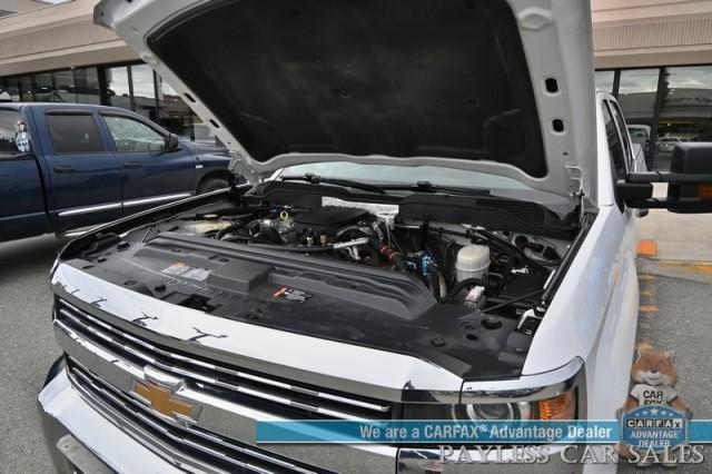Photo of 2015 Summit White Chevrolet Silverado 2500