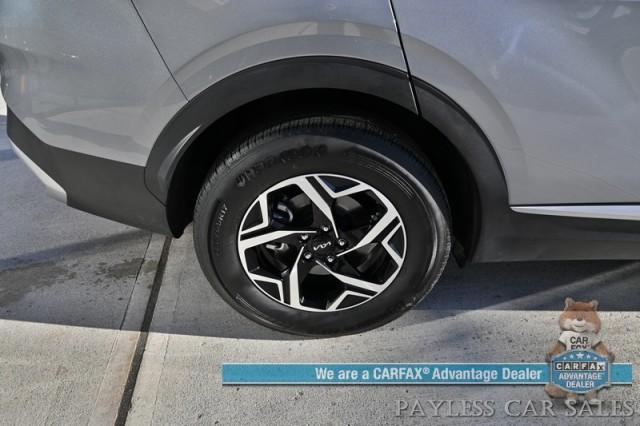 Photo of 2024 Gray Kia Sportage