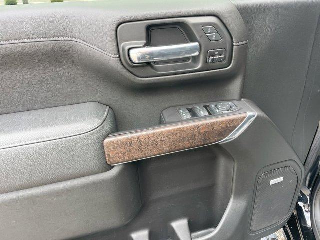 Photo of 2020 Onyx Black GMC Sierra 1500