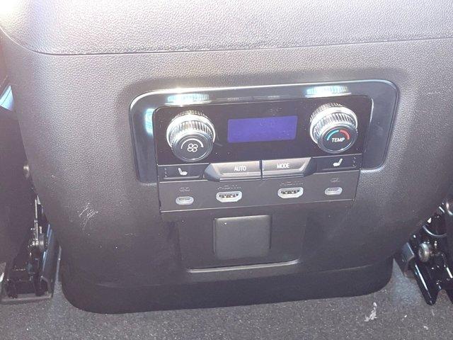Photo of 2024 Onyx Black GMC Yukon