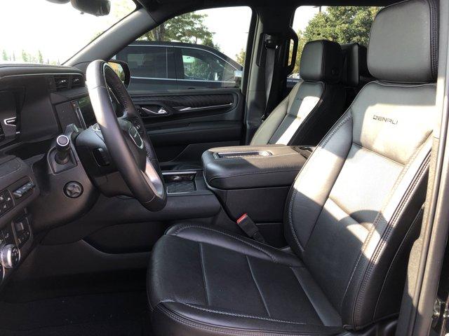 Photo of 2024 Onyx Black GMC Yukon