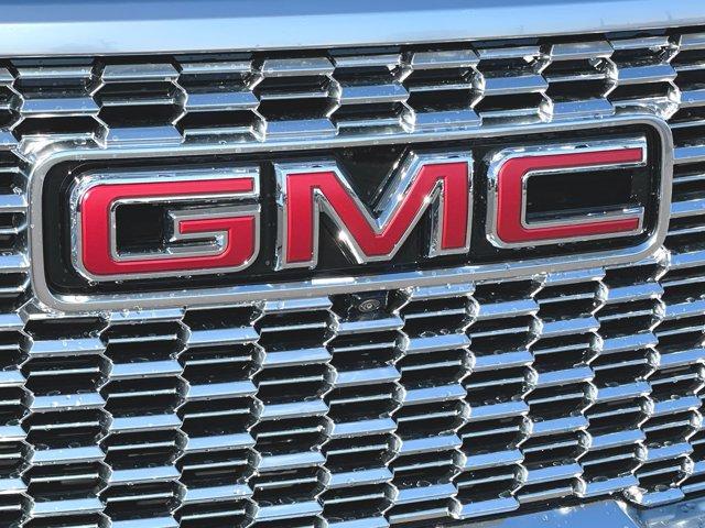 Photo of 2024 Onyx Black GMC Yukon