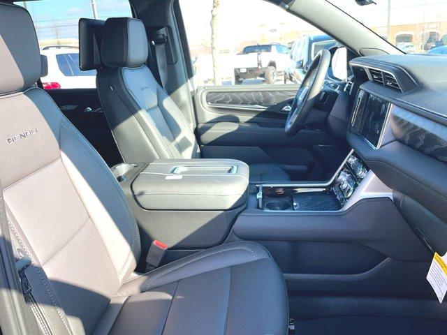 Photo of 2024 Onyx Black GMC Yukon