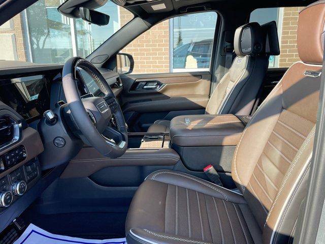 Photo of 2025 Sterling Metallic GMC Yukon