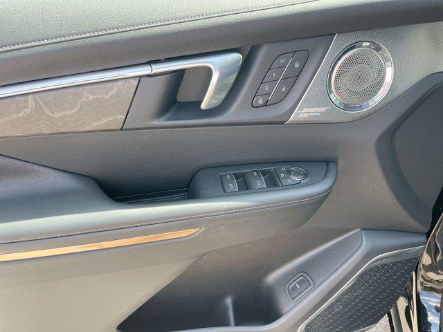 Photo of 2025 Ebony Twilight Metallic Buick Enclave