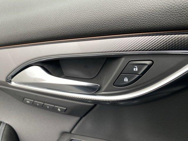 Photo of 2025 Summit White Buick Envision