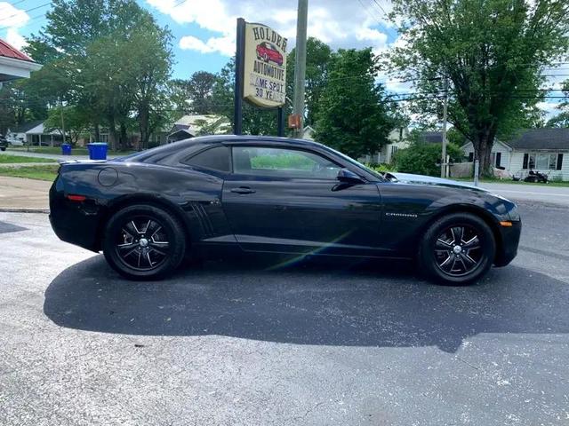 Photo of 2013 Black Chevrolet Camaro