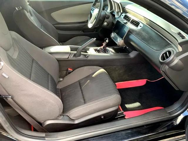 Photo of 2013 Black Chevrolet Camaro