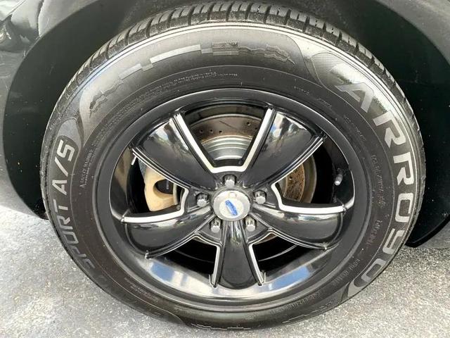 Photo of 2013 Black Chevrolet Camaro