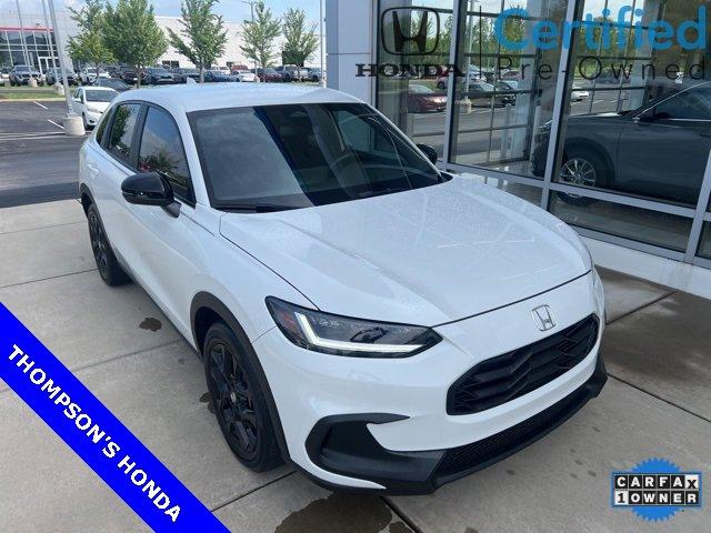 Photo of 2023 Platinum White Pearl Honda HR-V