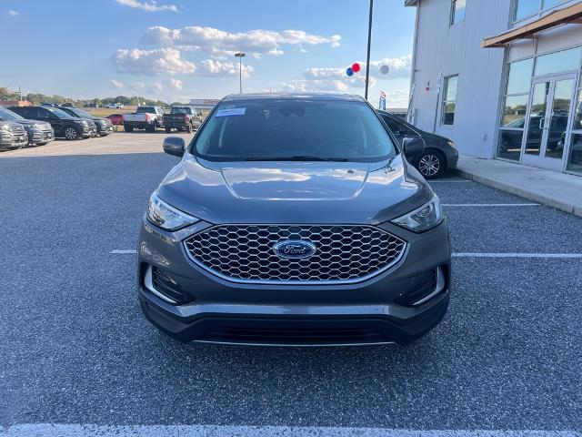 Photo of 2024 CARBONIZED GRAY Ford Edge
