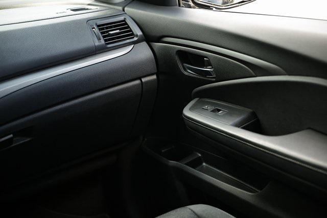 Photo of 2021 Crystal Black Pearl Honda Ridgeline