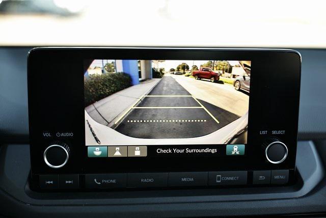Photo of 2024 Platinum White Pearl Honda Accord