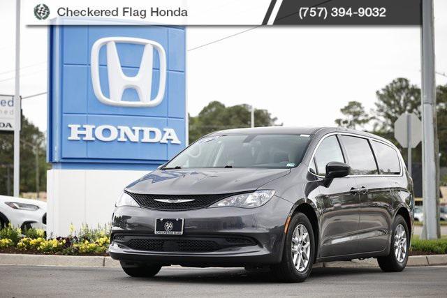 2022 Chrysler Voyager