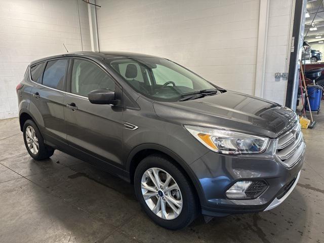 Photo of 2019 Magnetic Metallic Ford Escape