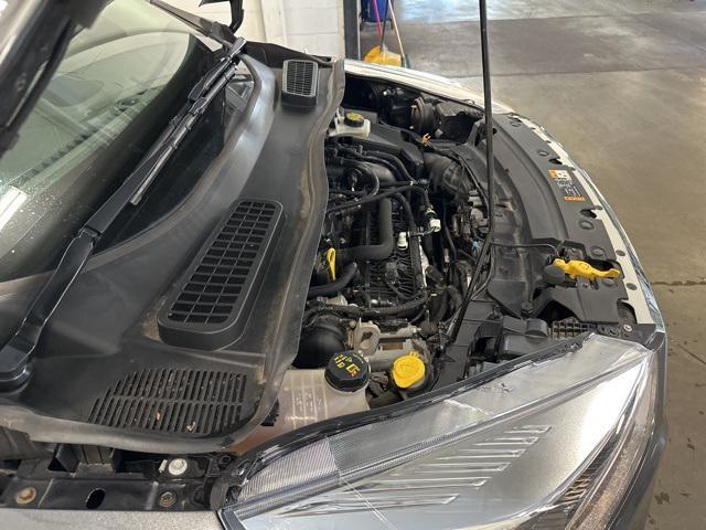 Photo of 2019 Magnetic Metallic Ford Escape