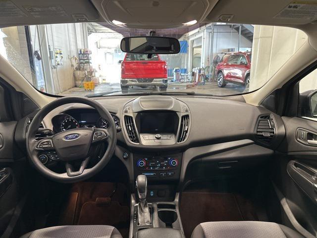 Photo of 2019 Magnetic Metallic Ford Escape