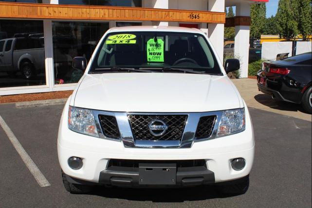Photo of 2018 Glacier White Nissan Frontier