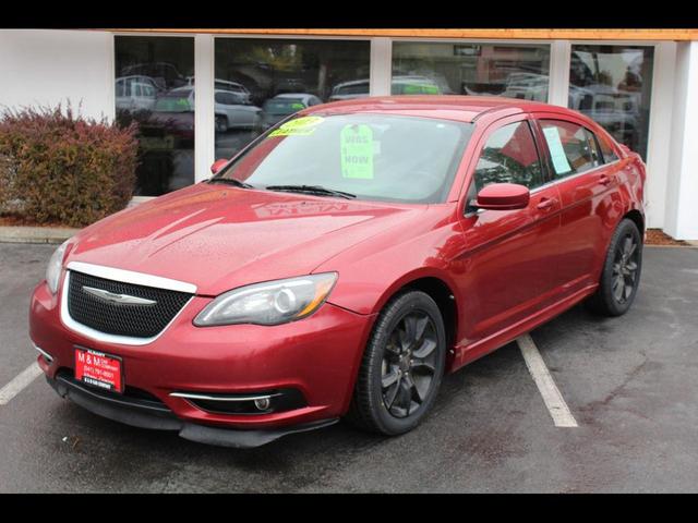 Photo of 2013 Deep Cherry Red Crystal Pearlcoat Chrysler 200