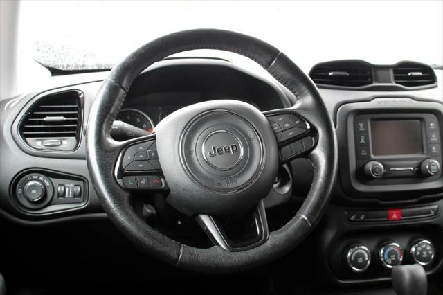 Photo of 2017 Omaha Orange Jeep Renegade