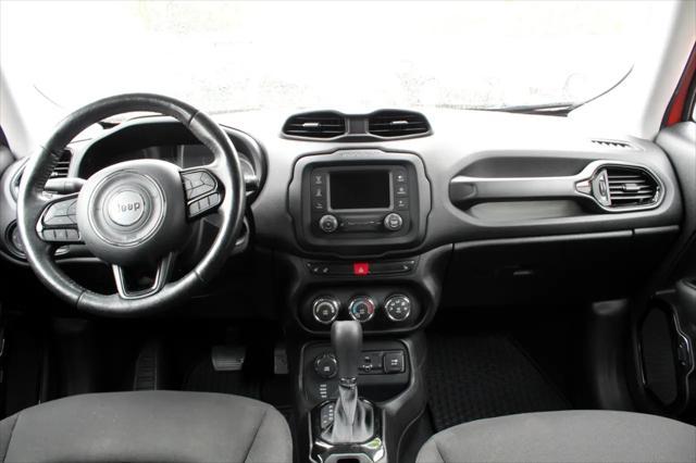 Photo of 2017 Omaha Orange Jeep Renegade