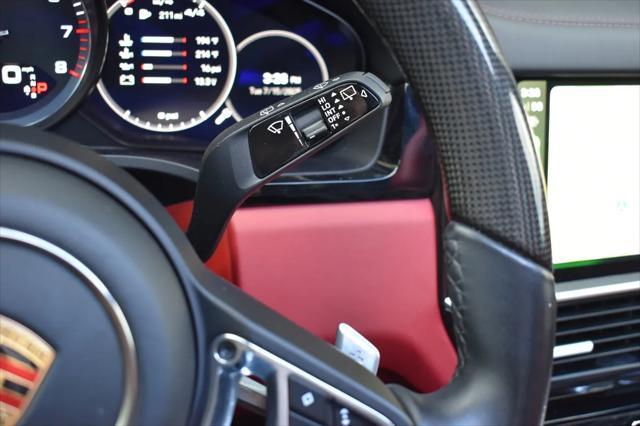 Photo of 2023 White Porsche Cayenne