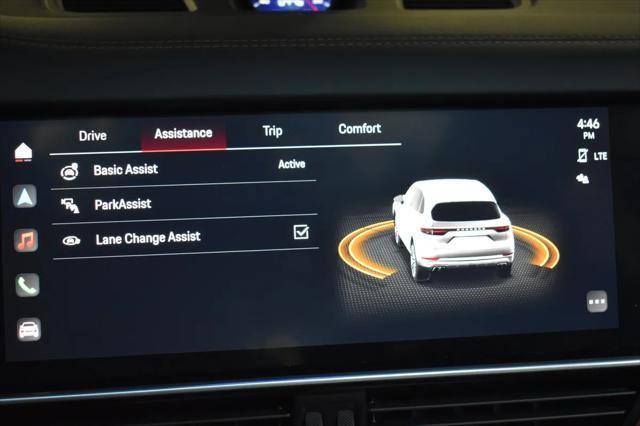 Photo of 2023 White Porsche Cayenne