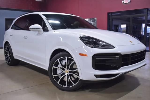 Photo of 2023 White Porsche Cayenne