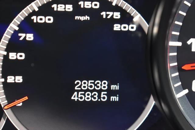 Photo of 2023 White Porsche Cayenne