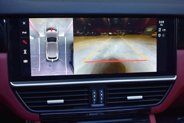 Photo of 2023 White Porsche Cayenne