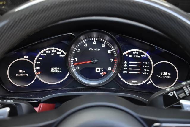 Photo of 2023 White Porsche Cayenne
