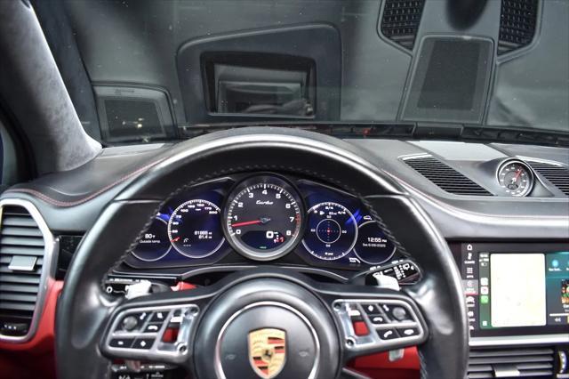 Photo of 2021 Dolomite Silver Metallic Porsche Cayenne