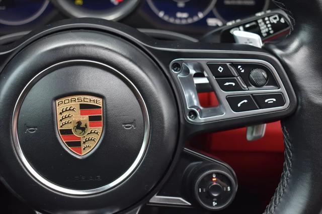 Photo of 2021 Dolomite Silver Metallic Porsche Cayenne