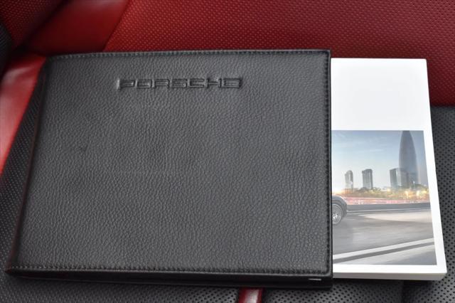 Photo of 2021 Dolomite Silver Metallic Porsche Cayenne