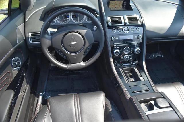 Photo of 2014 White Aston Martin V8 Vantage S