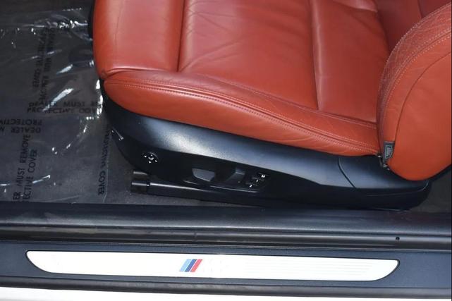 Photo of 2008 Alpine White BMW M3
