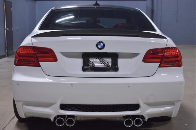 Photo of 2008 Alpine White BMW M3