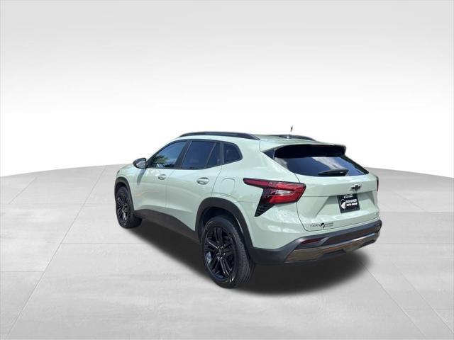 Photo of 2024 Cacti Green Chevrolet Trax