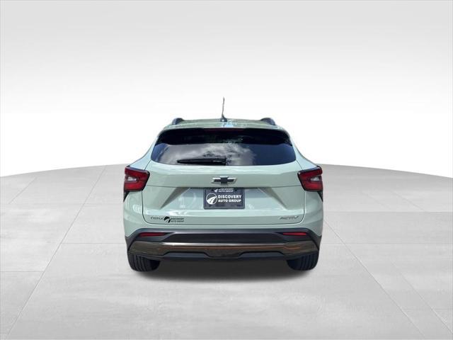 Photo of 2024 Cacti Green Chevrolet Trax